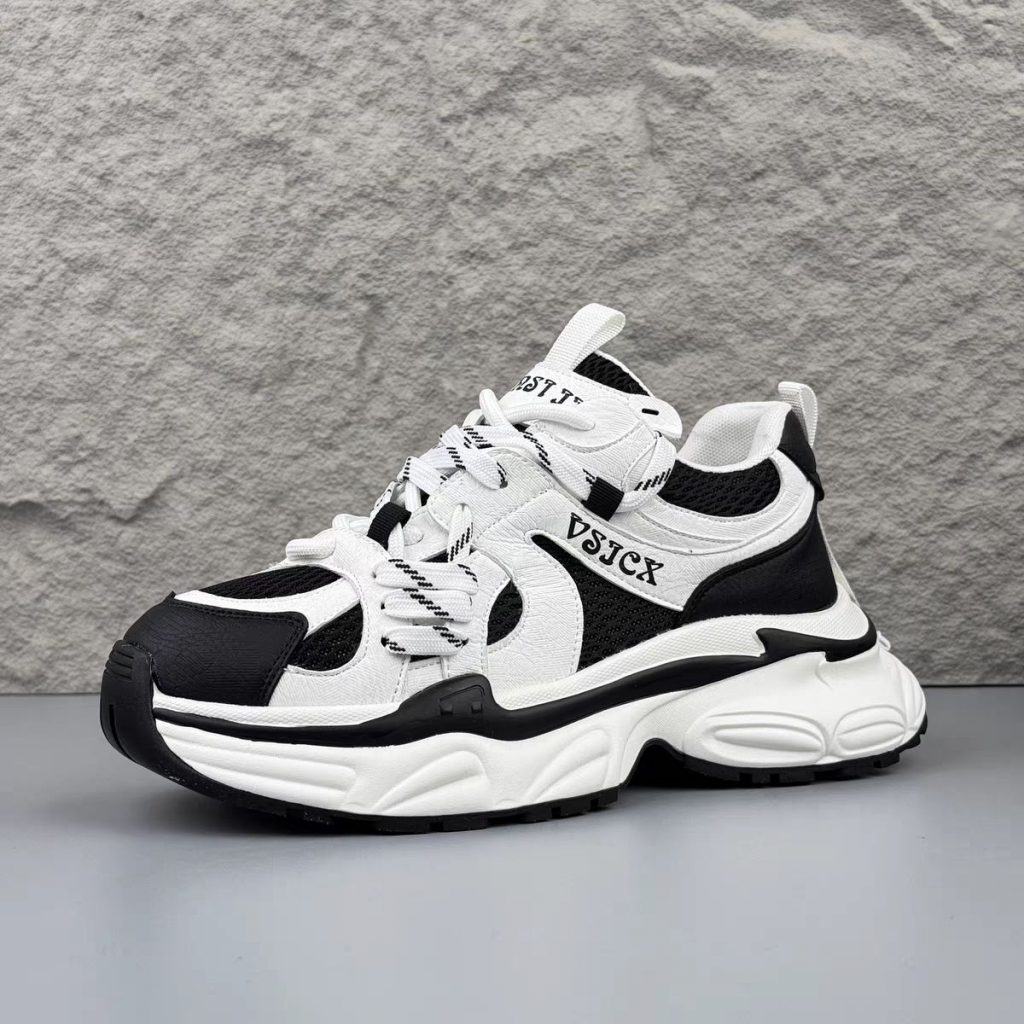 Men's Chunky Low-Top Sneakers E32